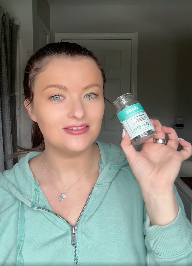 <p><strong>Why Women Are Obsessed</strong></p>